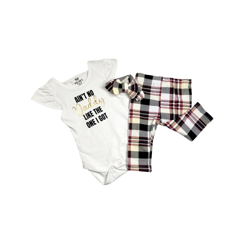 Ain’t no Daddy like the one I got 2 piece set